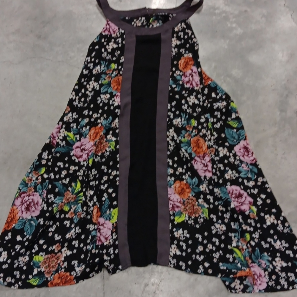 Torrid EUC Sleeveless Top - Picture 3 of 6